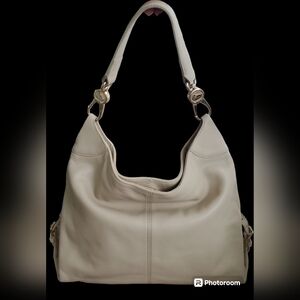 Dooney & Bourke Cream Pebbled Leather Hobo Bag GUC